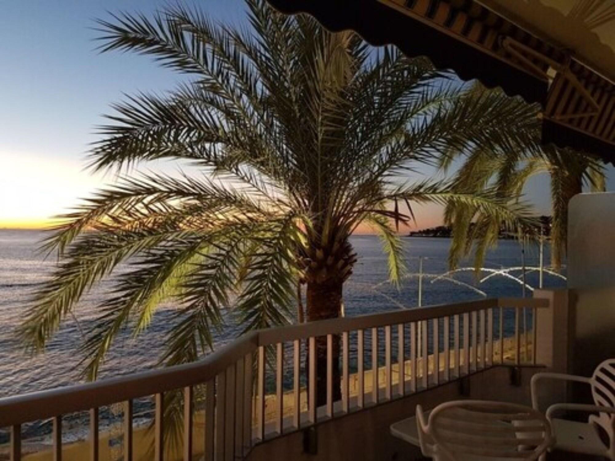Le Dauphin 3* Menton