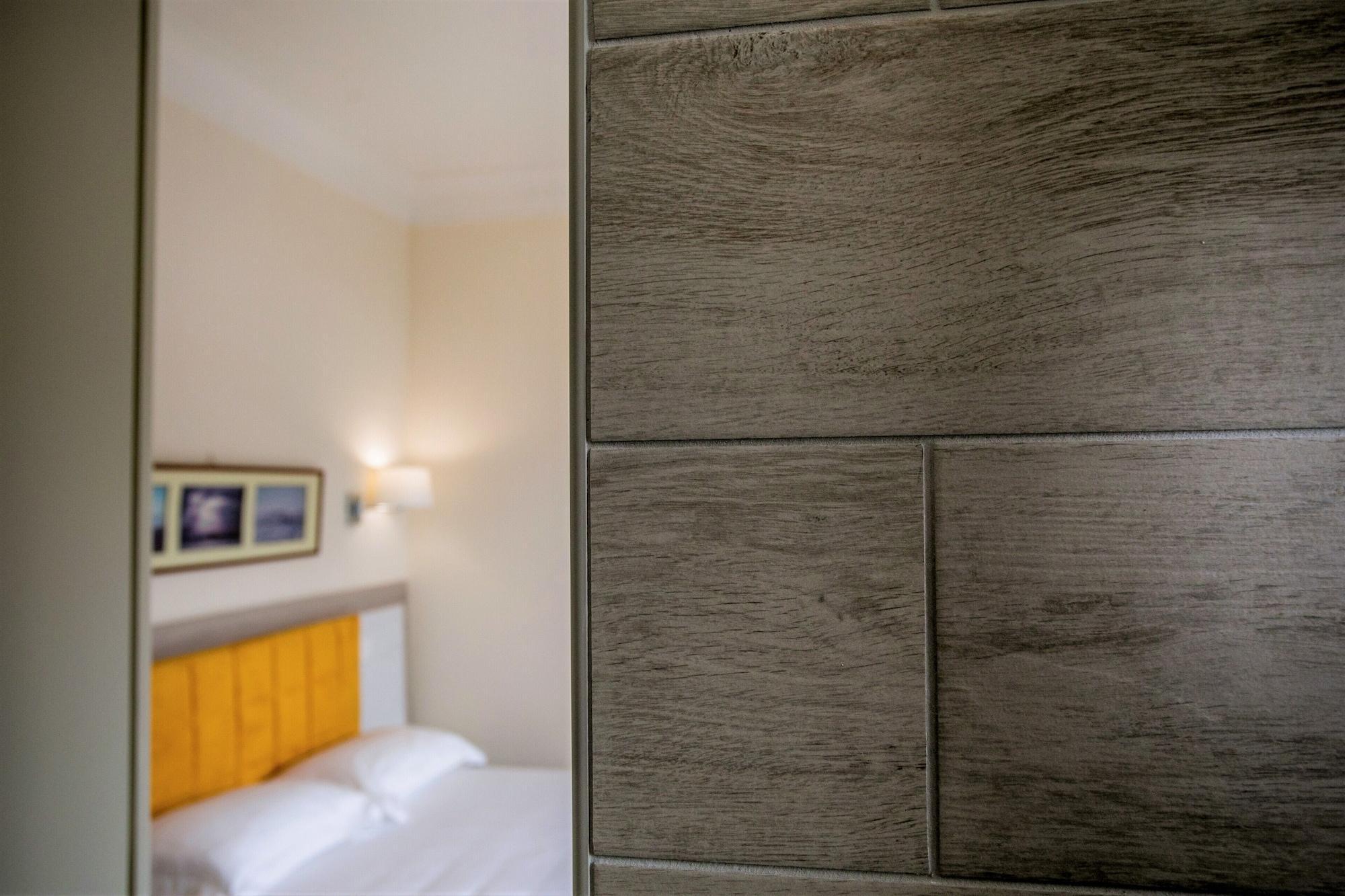 Le Dauphin Hotel